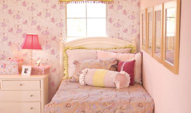 Bí quyết lựa chọn giấy dán tường cho phòng ngủ nhỏ
