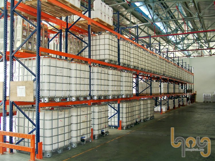 Ưu điểm và tận dụng kệ thép V lỗ trong cuộc sống