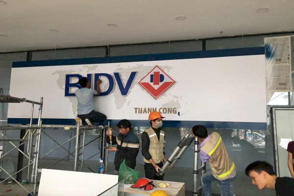 Cẩn trọng khi chọn địa chỉ thi công hộp đèn 3M