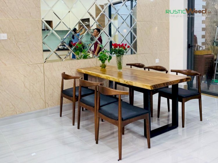 Bí mật đằng sau những mẫu bàn ăn gỗ tự nhiên nguyên tấm
