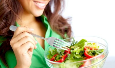 Tác hại khi ăn nhiều rau bạn đã biết hay chưa?