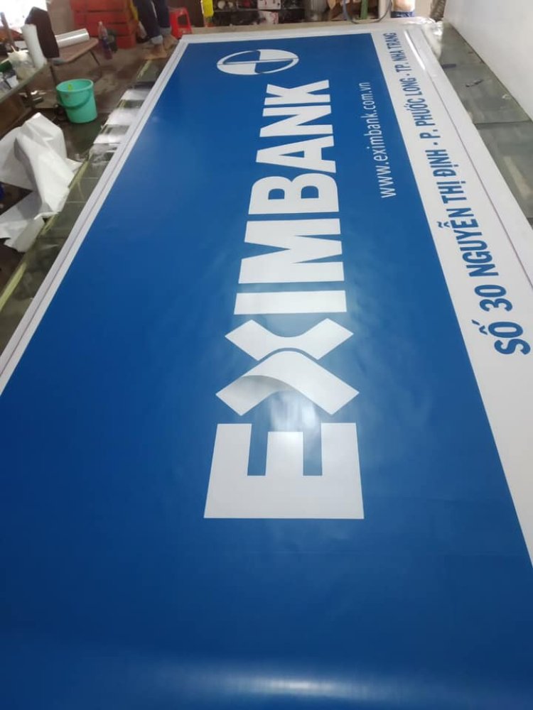 Những điều cần lưu ý khi in trên decal 3M cho biển hiệu quảng cáo